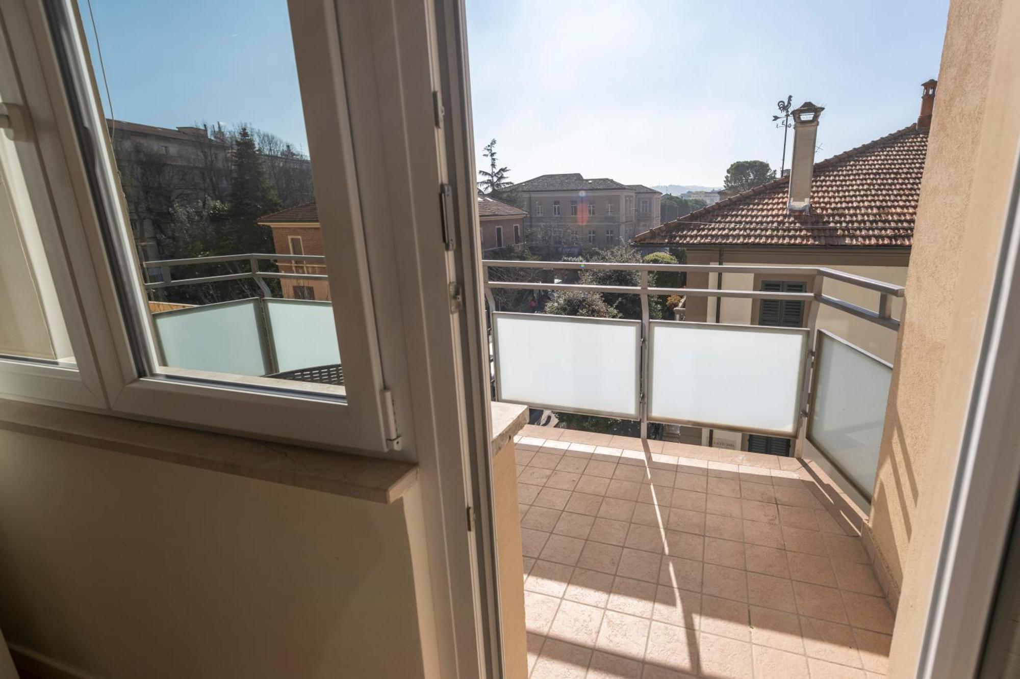 Casa Gramsci Luxury Apartment Pesaro Buitenkant foto